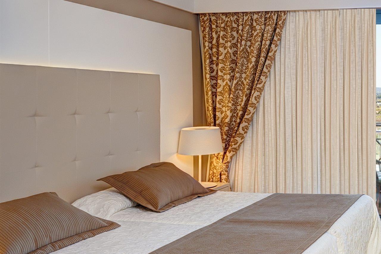 Hipotels Hipocampo Palace & Spa Cala Millor  Luaran gambar Curtains
